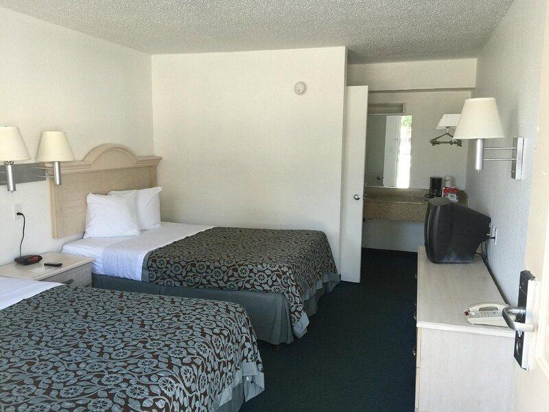 Days Inn Pensacola North Ferry Pass Kültér fotó